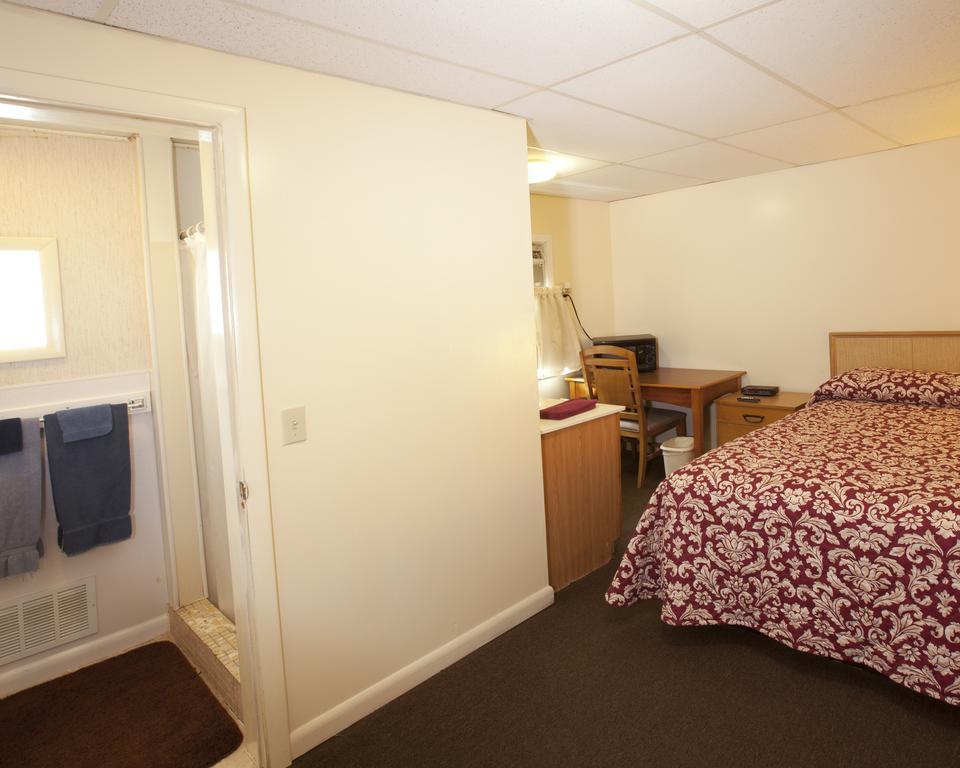 Charlie'S Motel Frostburg Kültér fotó